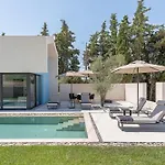 Black Mountain Vila *