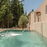 Black Mountain Villa Vlachata
