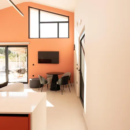 Black Mountain Βίλα