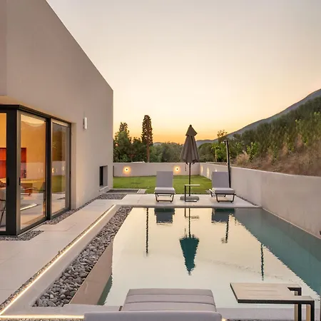 Villa Black Mountain